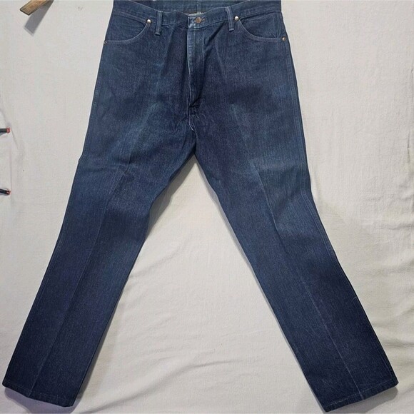 Wrangler Jeans Men 42x32 Blue Denim Dark Wash 13MWZ Cowboy Cut Orginal Fit - Picture 2 of 16